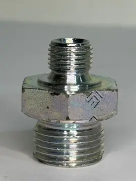 Ниппель перех. 1/4"НР - 1/2"НР латунь